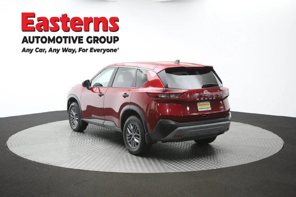 Used 2023 Red Nissan S image 66