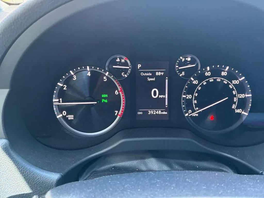 Certified Used 2022 Black Lexus 460 image 26