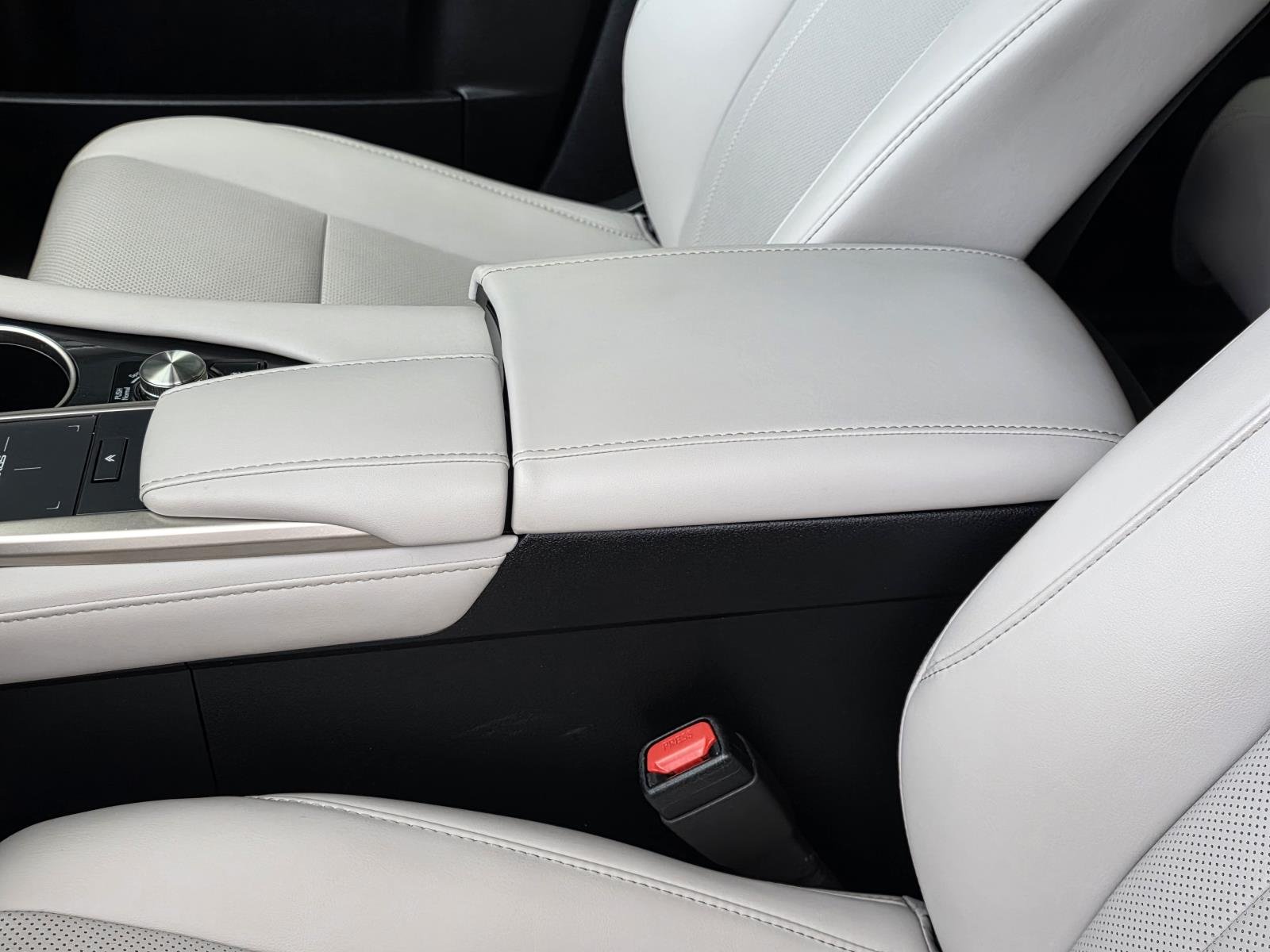 2022 Lexus RX 350 - Photo 7