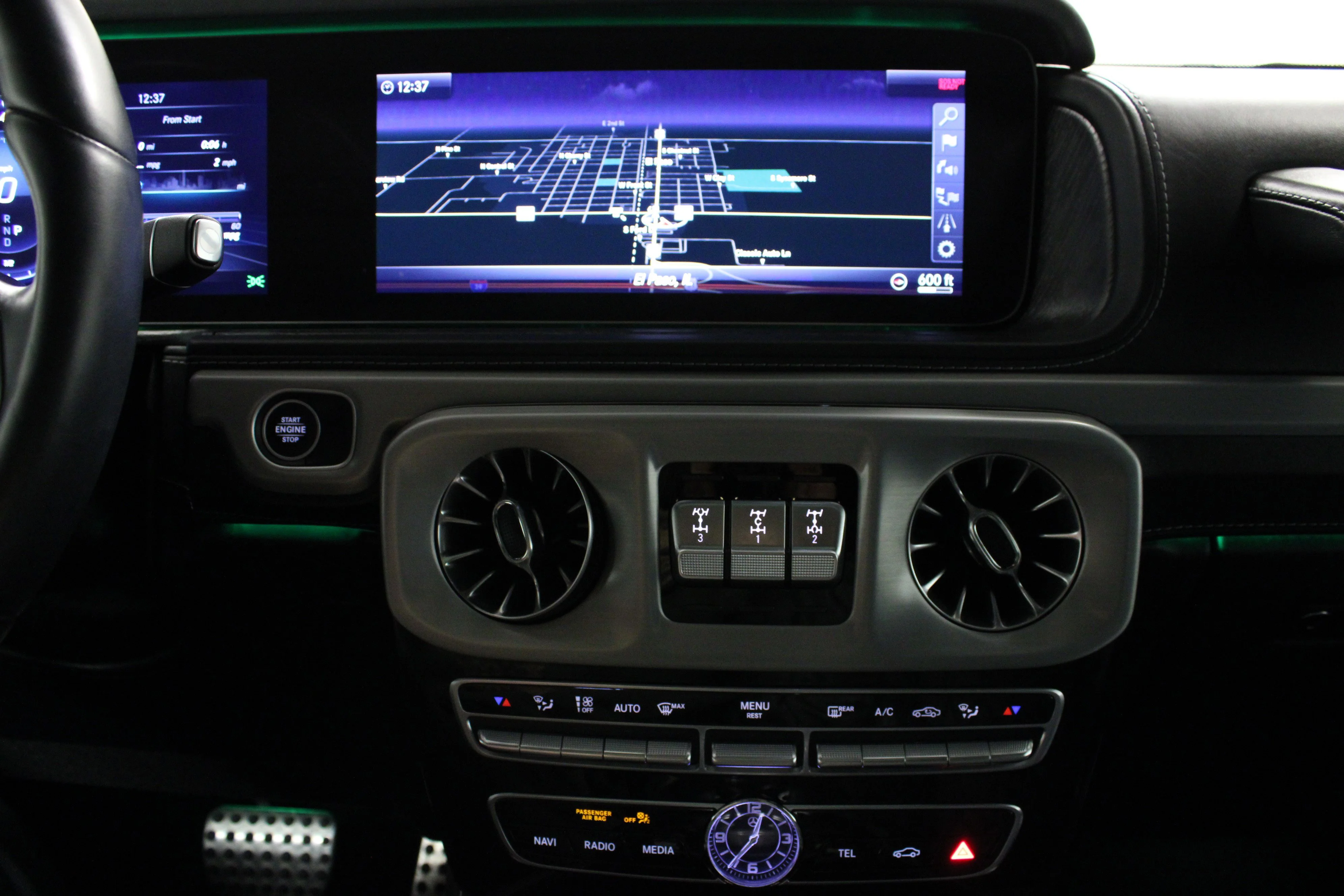Used 2023 MANUFAKTUR Deep Green Mercedes-Benz G 550 image 22
