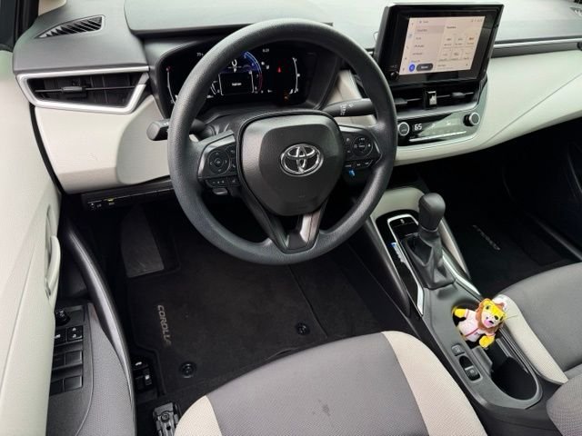 Used 2026  Toyota LE image 29