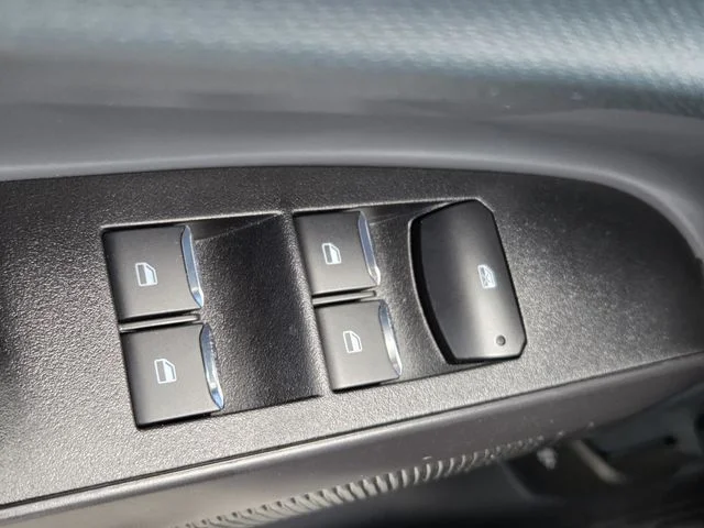 Used 2026 Blue Ford XL image 23