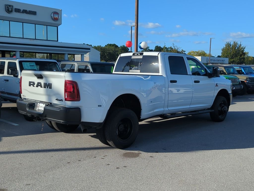 New 2026 Bright White Clear-Coat Exterior Paint Ram Tradesman image 7