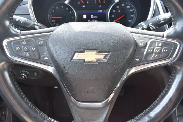 Used 2020 Silver Chevrolet Premier image 23