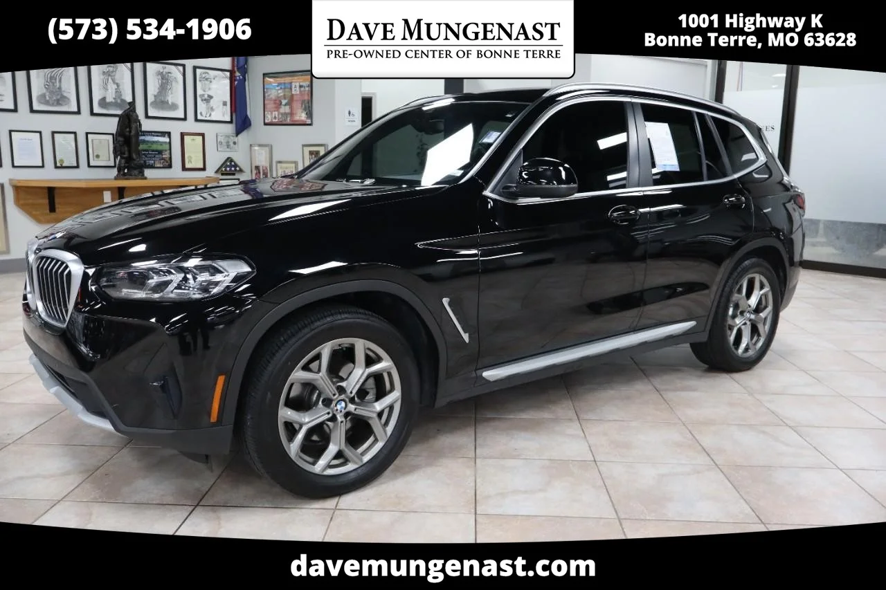 Used 2023 Jet Black BMW xDrive30i image 1
