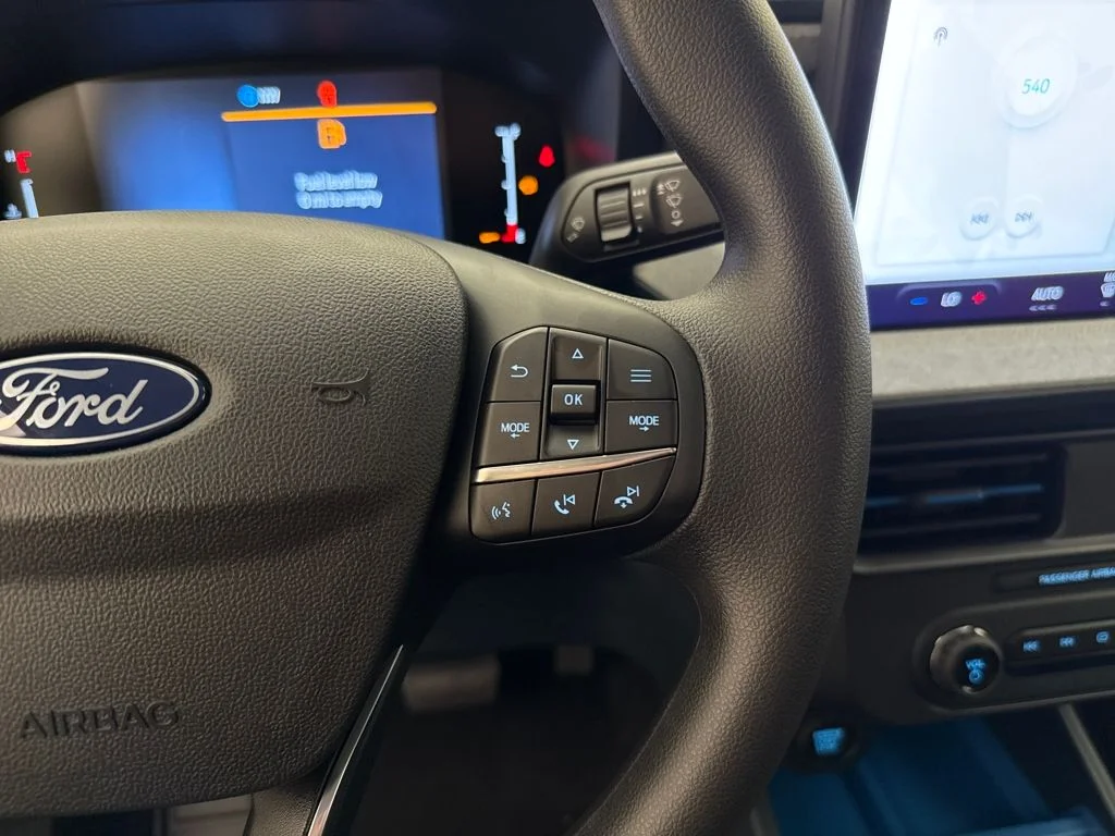 New 2025 Blue Ford XLT image 16