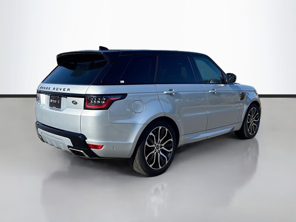 Used 2022 Silver Land Rover HSE Dynamic image 3