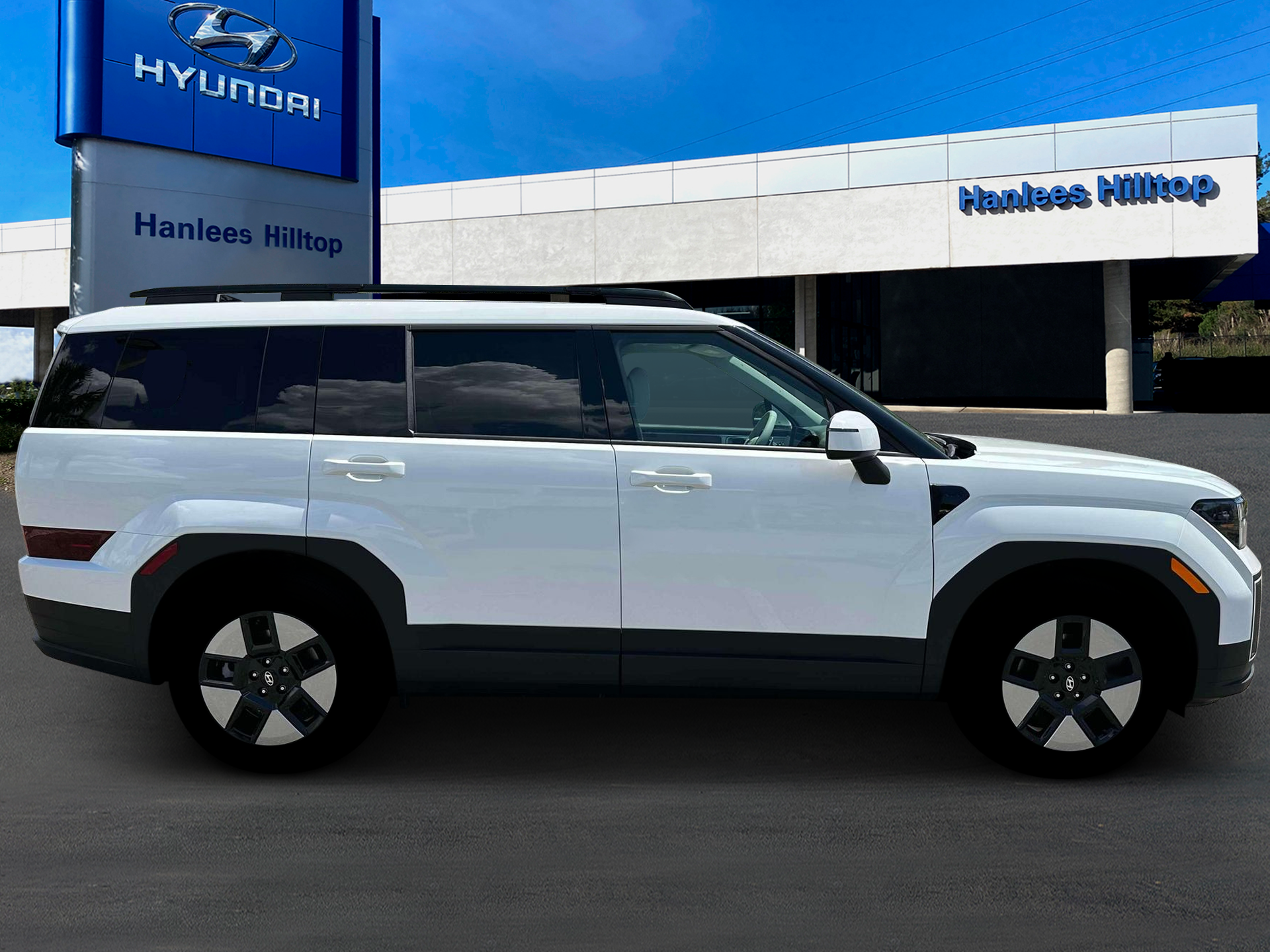 New 2026 White Hyundai SEL image 9