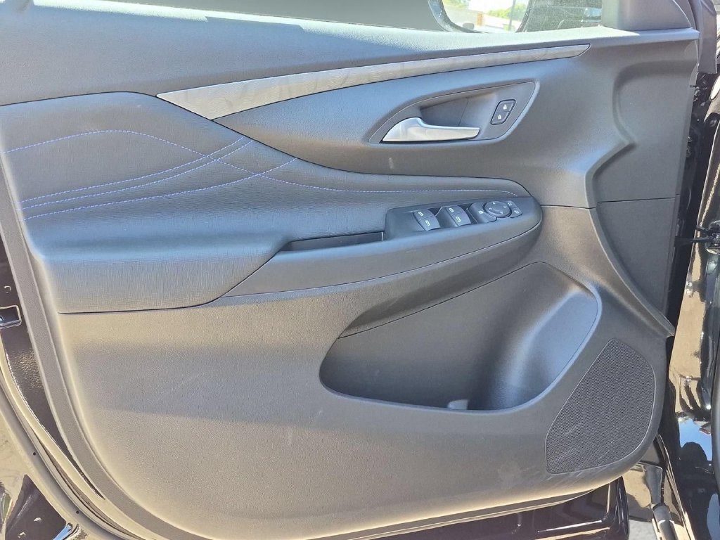 2026 Buick Envista Sport Touring - Photo 21