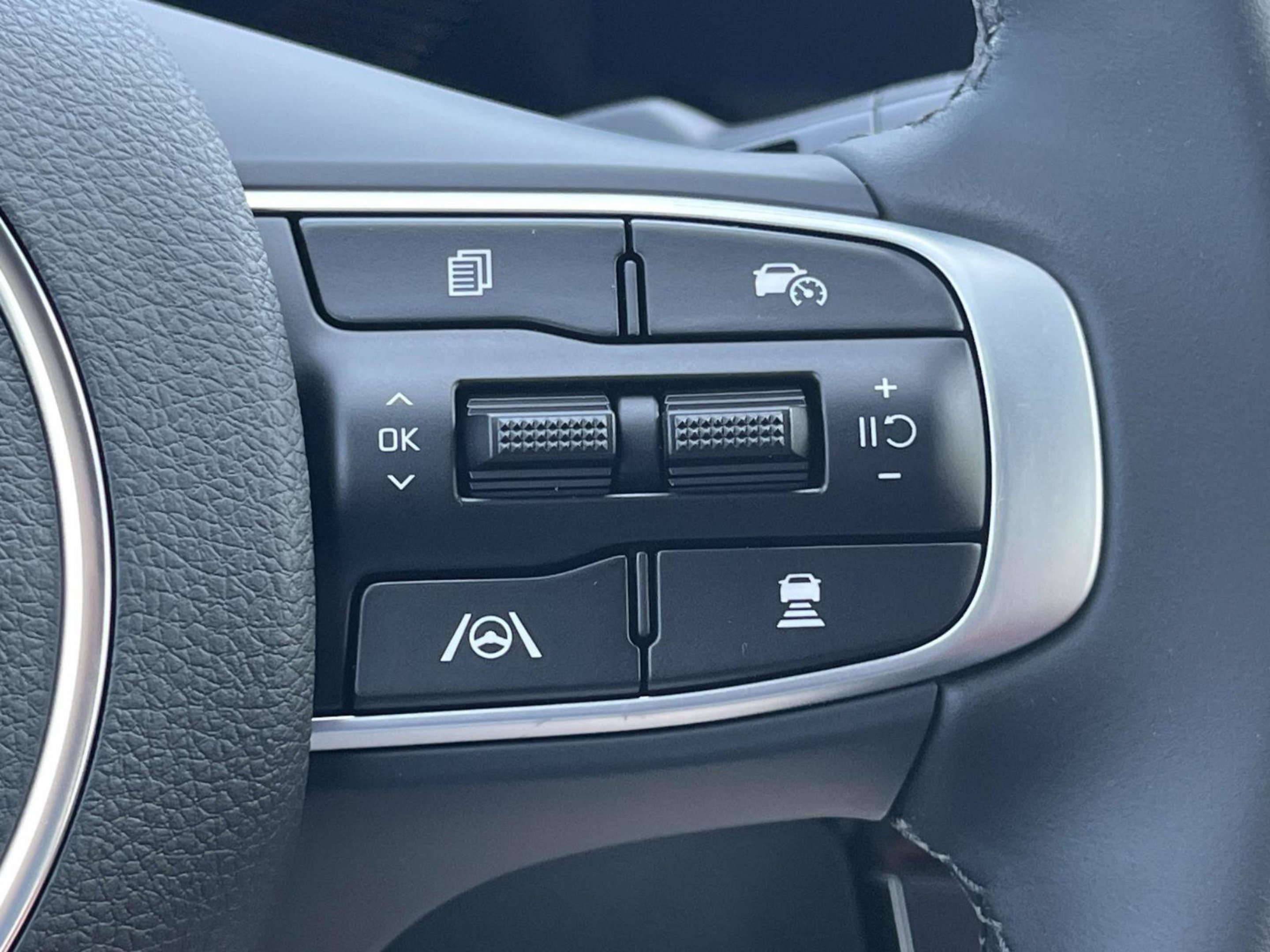 New 2026 Aurora Black Pearl Kia GT-Line image 22