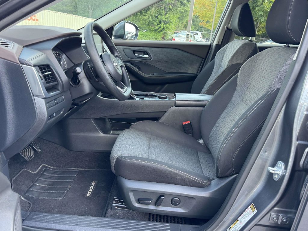 Used 2023 Gray Nissan SV image 20