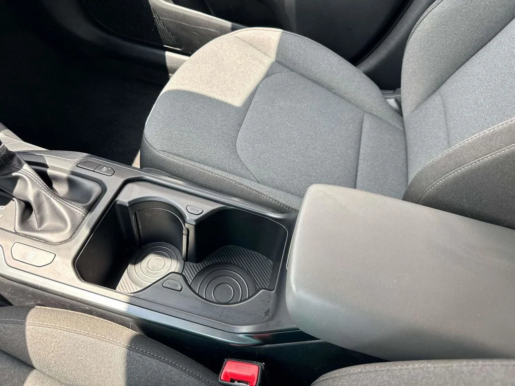 2025 Kia K4 LXS - Photo 46
