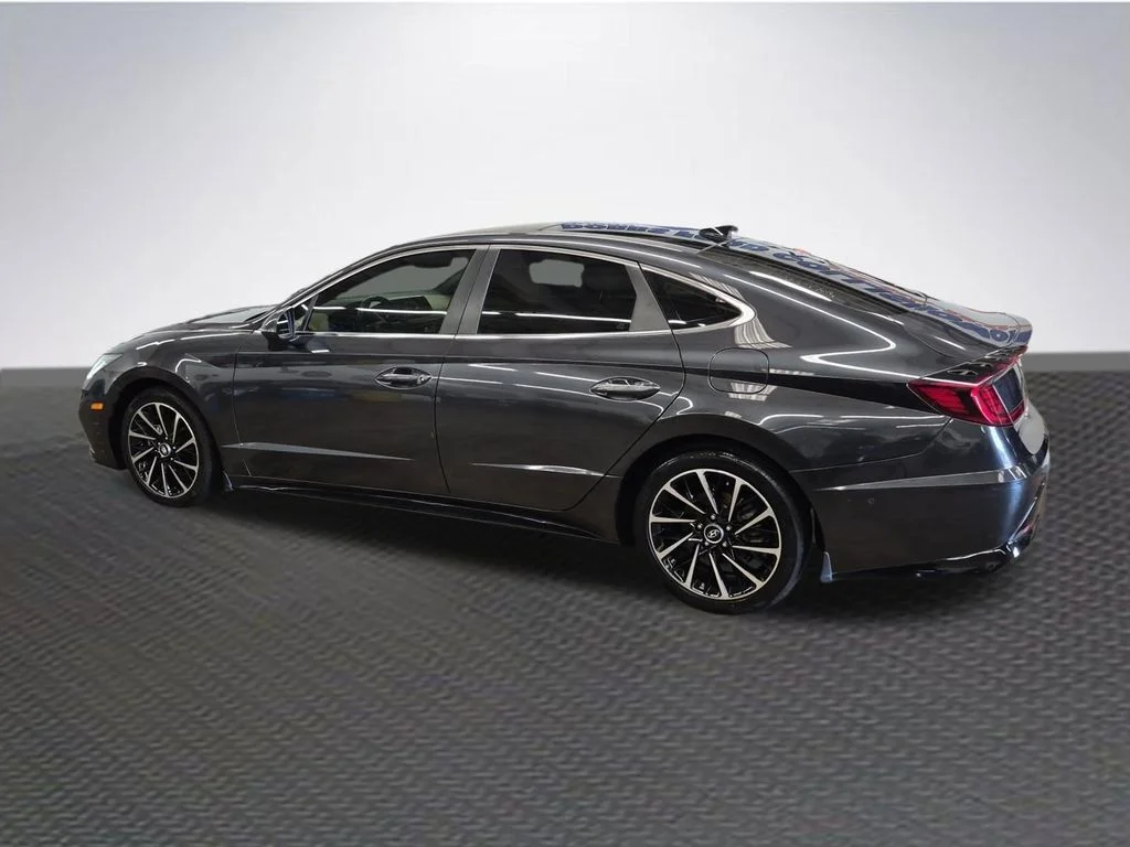 Used 2021 Portofino Gray Hyundai Limited image 5