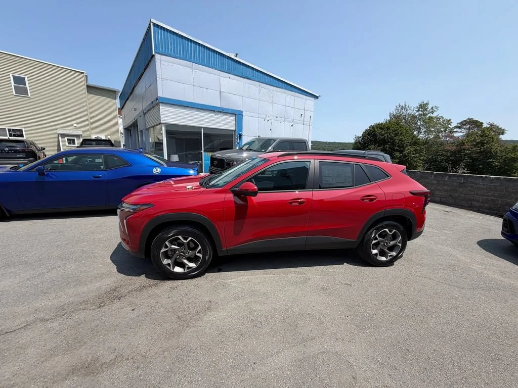 2026 Chevrolet Trax LT - Photo 2