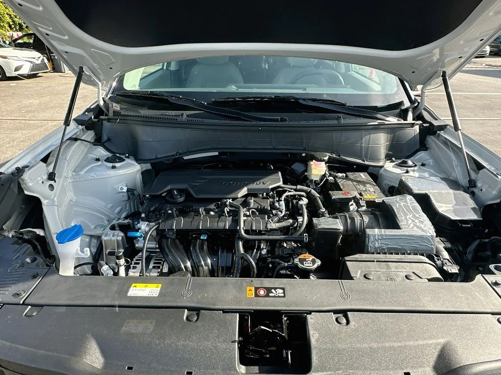 New 2027 Ivory Silver Kia S image 26