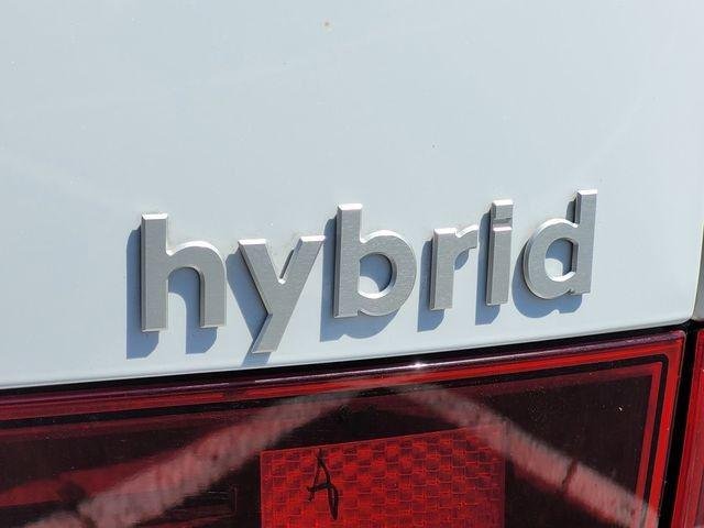 New 2026 White Hyundai SE image 26