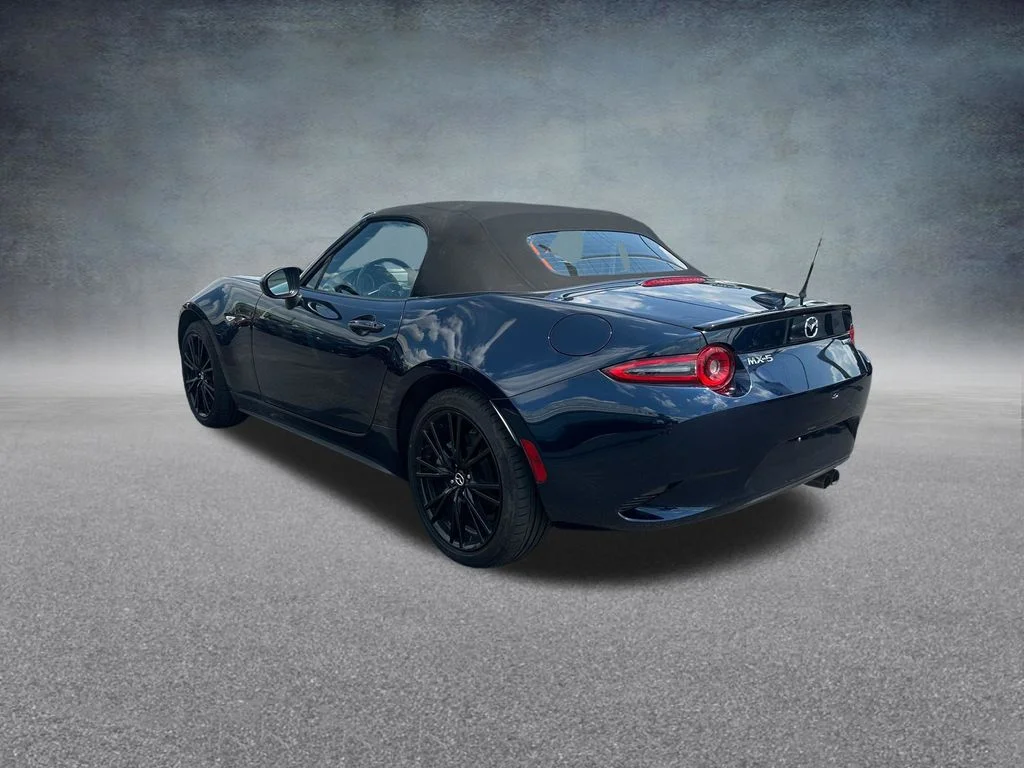 Used 2025 Blue Mazda Club image 15