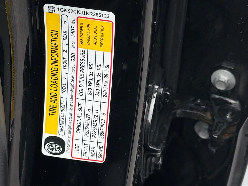 Used 2019 Onyx Black GMC Denali image 36