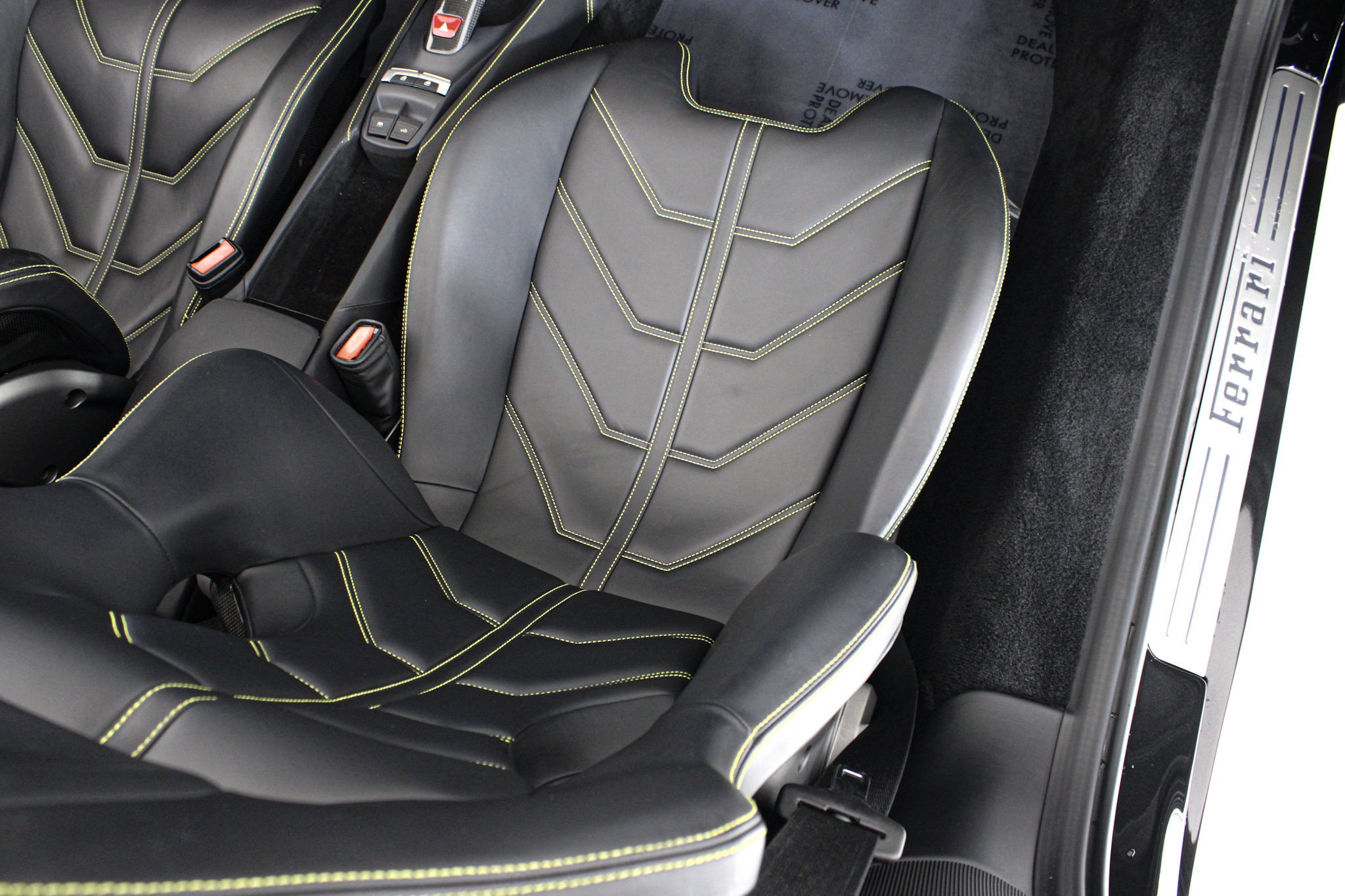 Used 2017 Black Ferrari  image 27