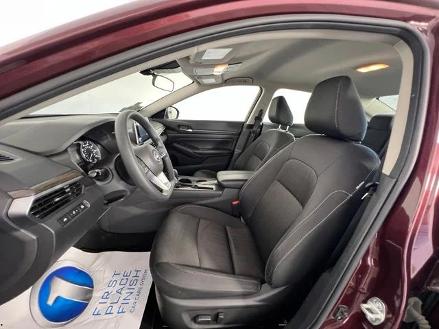 Used 2025  Nissan 2.5 SV image 11