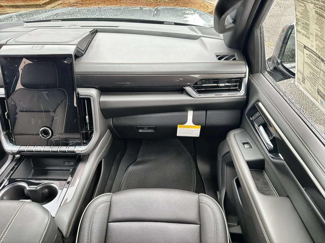 New 2026 Sterling Metallic GMC Elevation image 24
