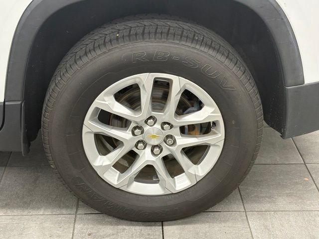 Used 2018 White Chevrolet LT image 7