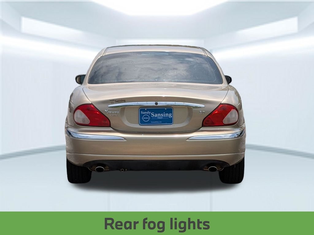 Used 2003 Gold Jaguar 3.0 image 5