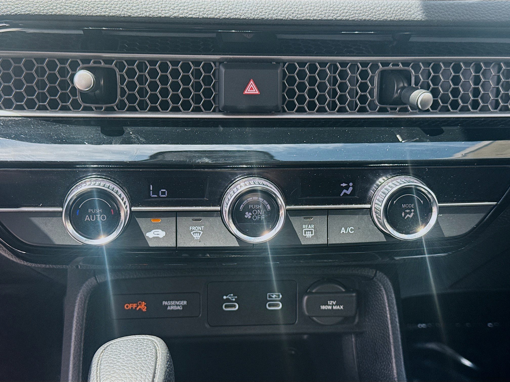 2025 Honda Civic LX - Photo 14