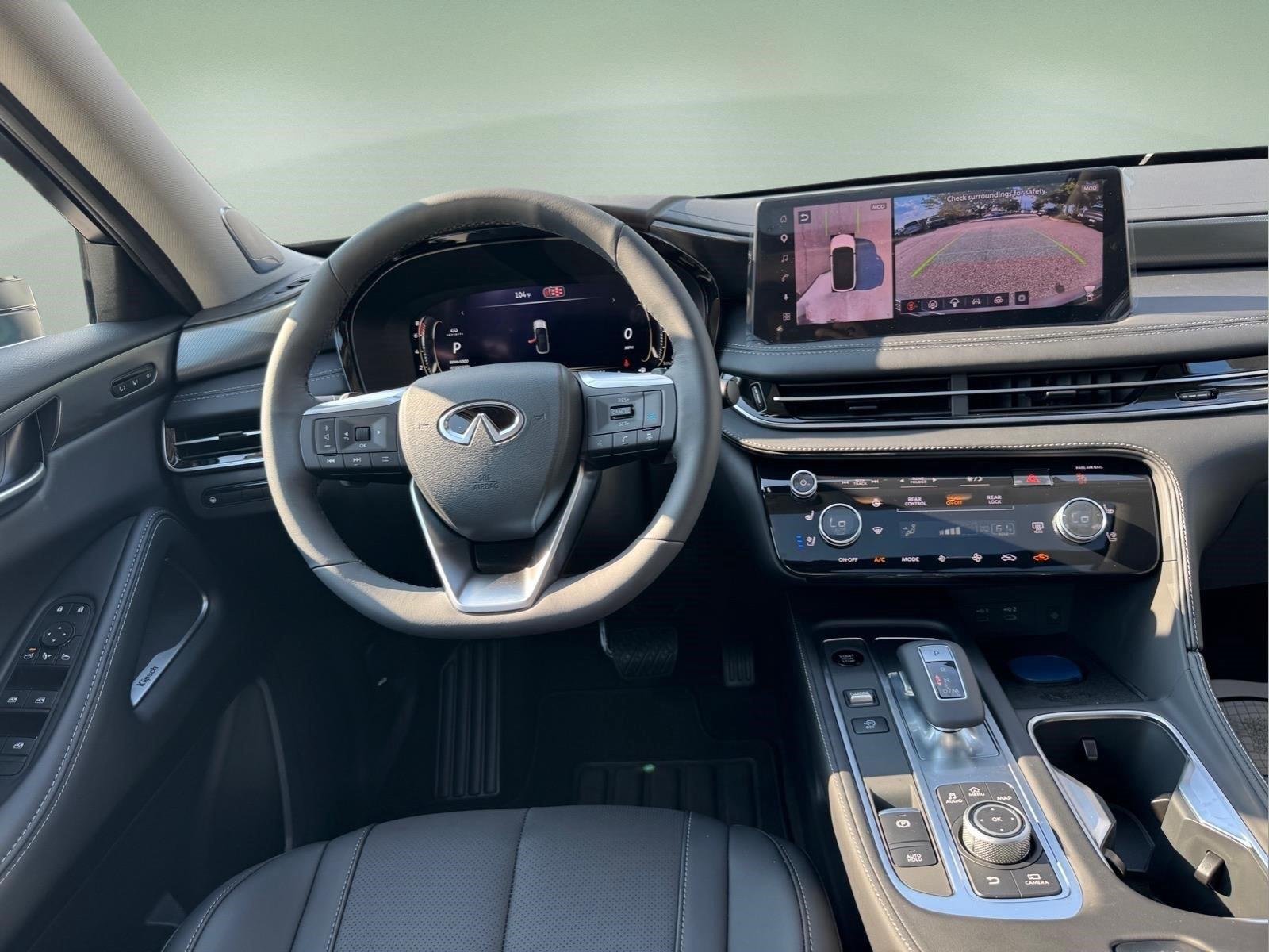 New 2027 RADIANT WHITE INFINITI Luxe FWD image 17
