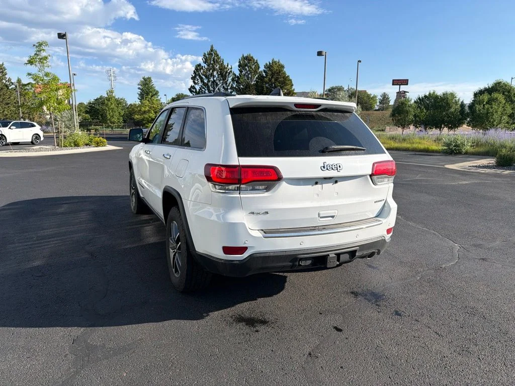 Used 2021 White Jeep Limited image 3