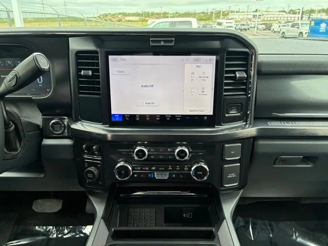 New 2026 Star White Metallic Tri-Coat Ford Lariat image 11