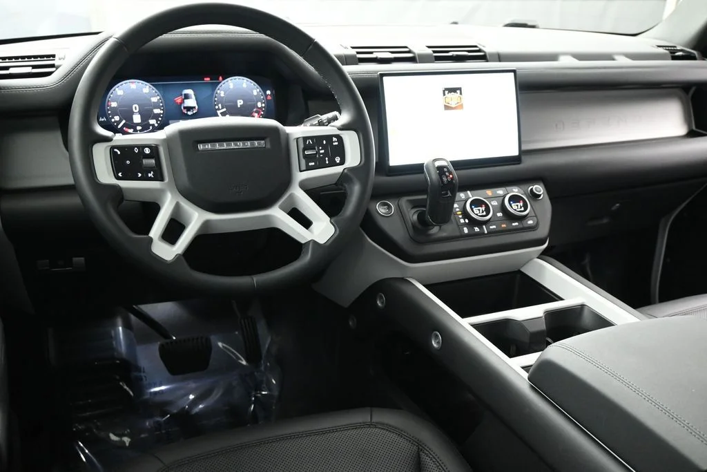 Certified Used 2025 White Land Rover S image 7