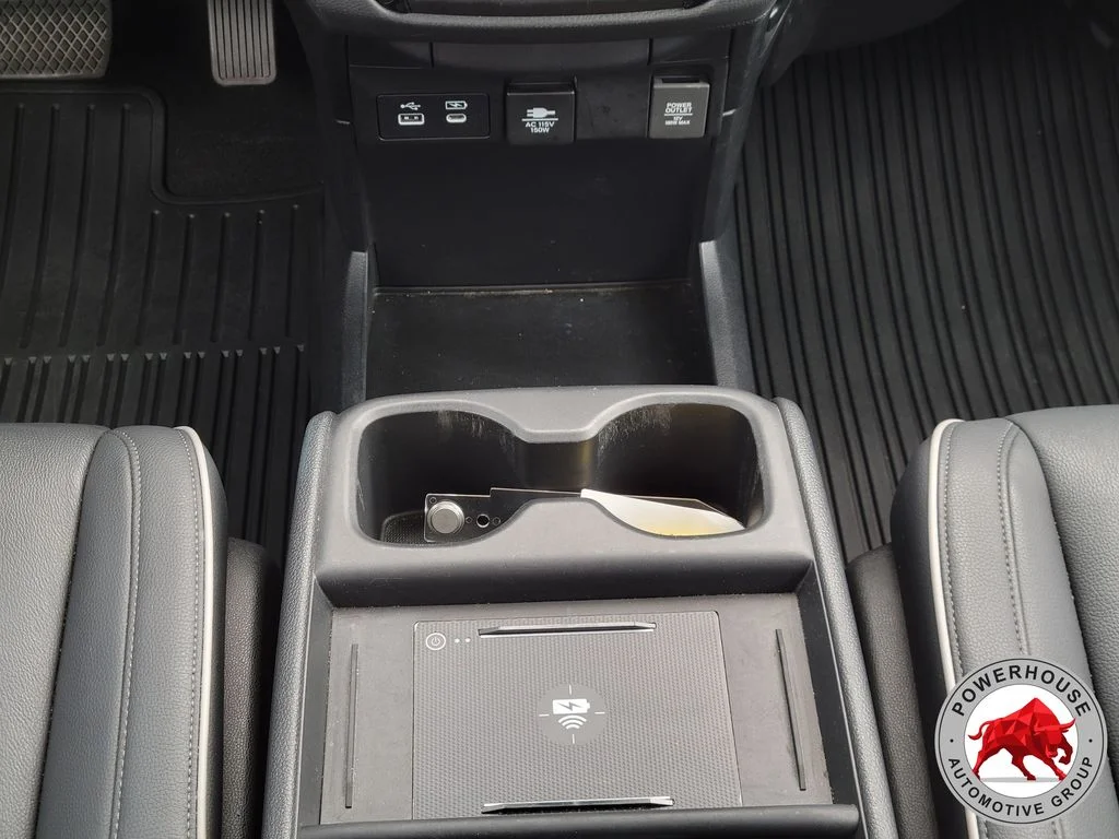 Used 2025 White Honda Touring image 24