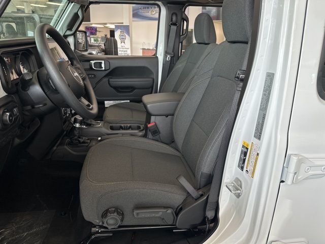 2026 Jeep Wrangler 4-Door Sport - Photo 11