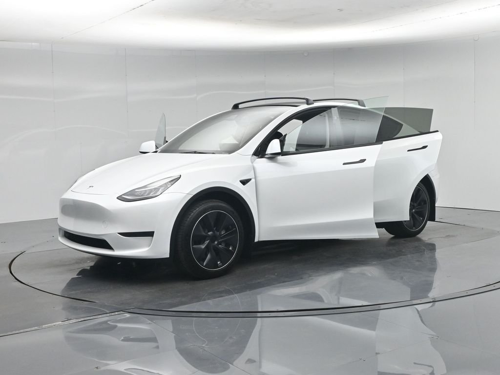 Used 2023 White Tesla Long Range image 27