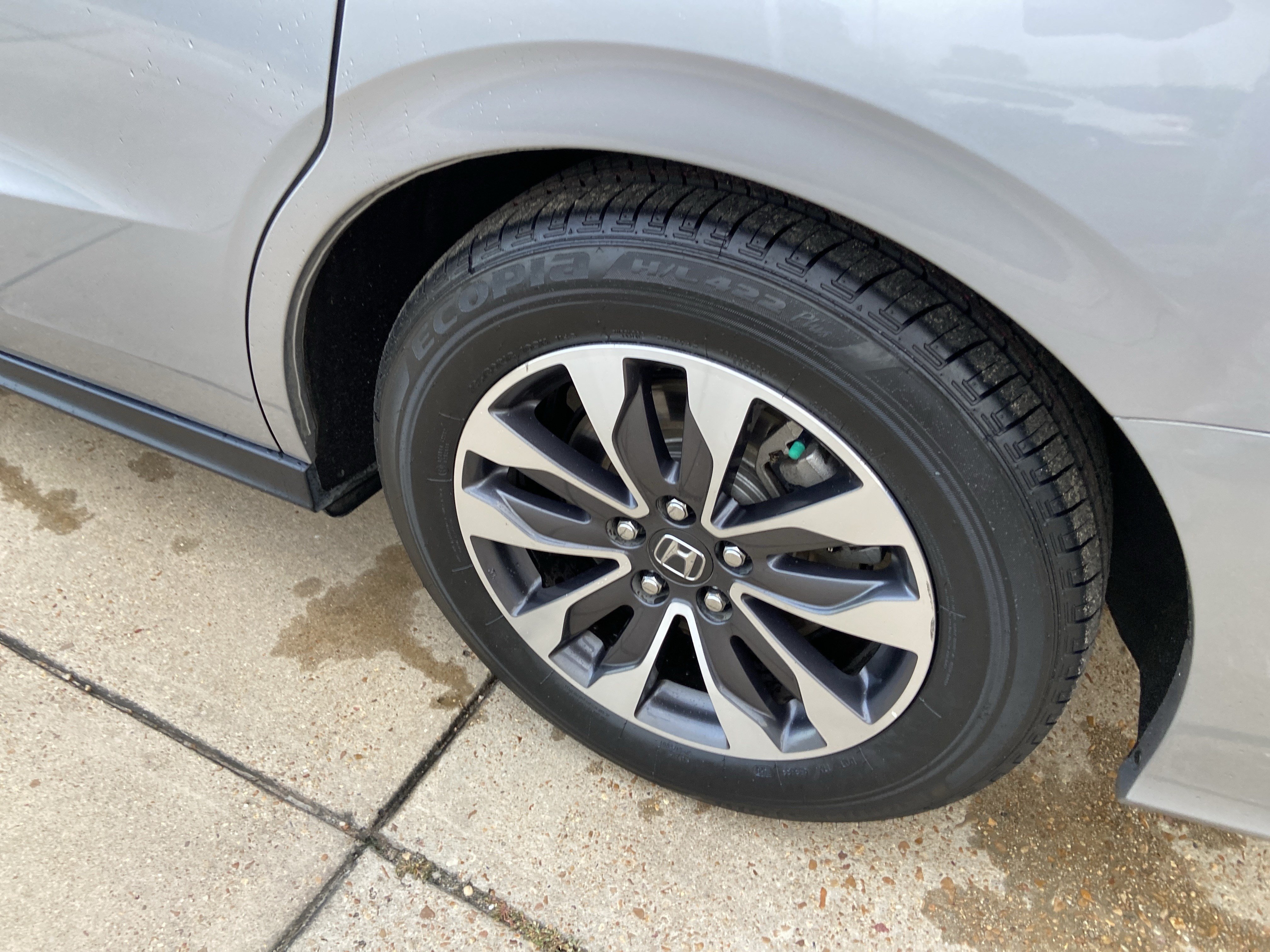Used 2021 Lunar Silver Metallic Honda EX-L image 30