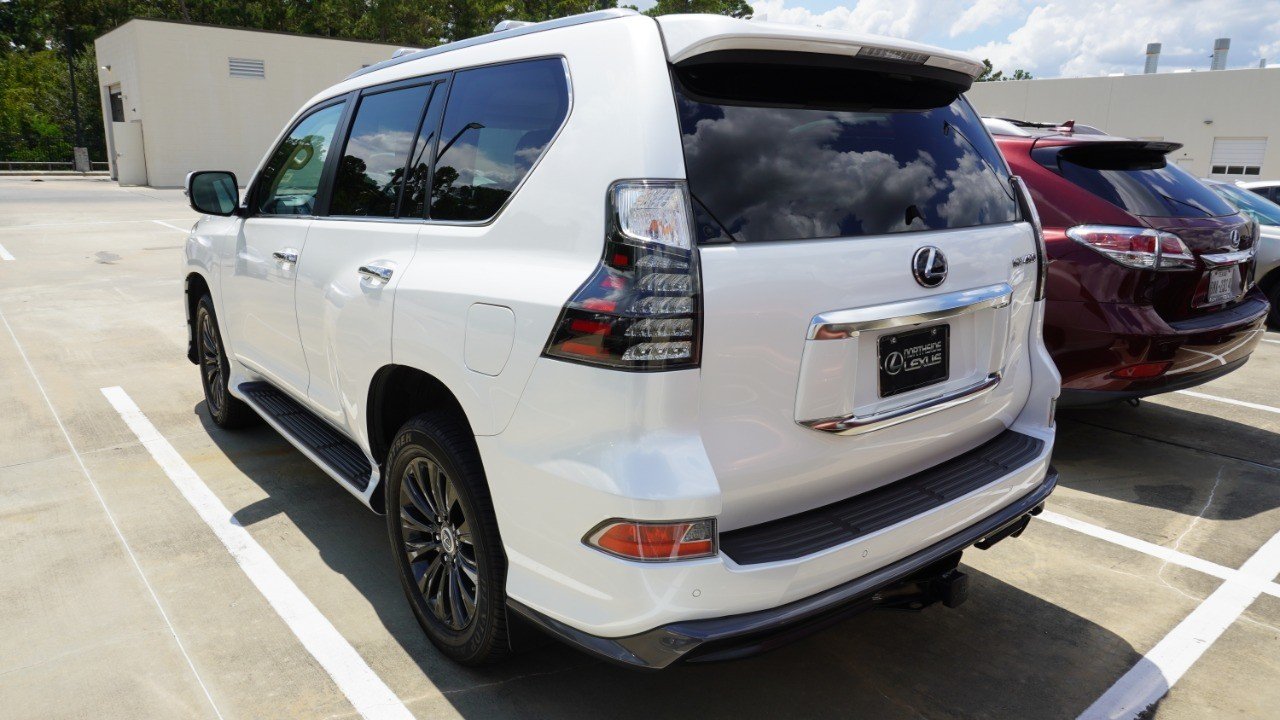 Certified Used 2023 White Lexus GX 460 Luxury image 7