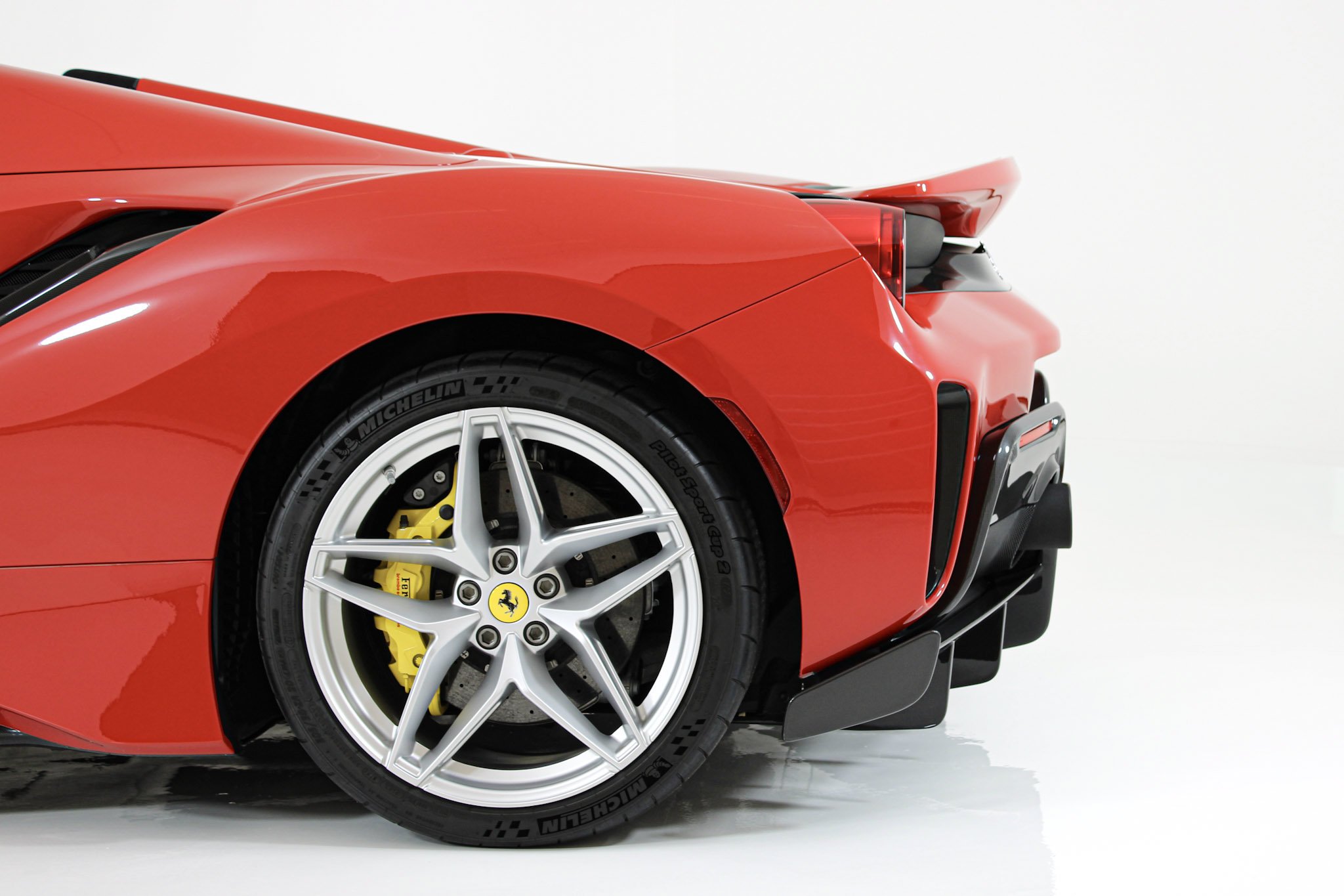 Certified Used 2019 Red Ferrari  image 38