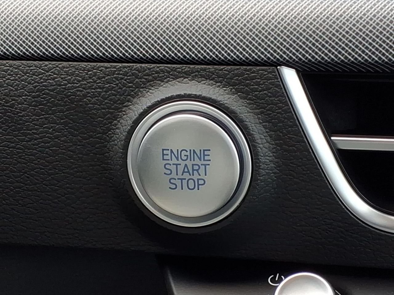 New 2026 Carbon Blue Hyundai SE image 17
