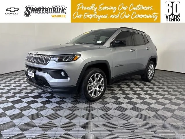 2022 Jeep Compass Latitude Lux