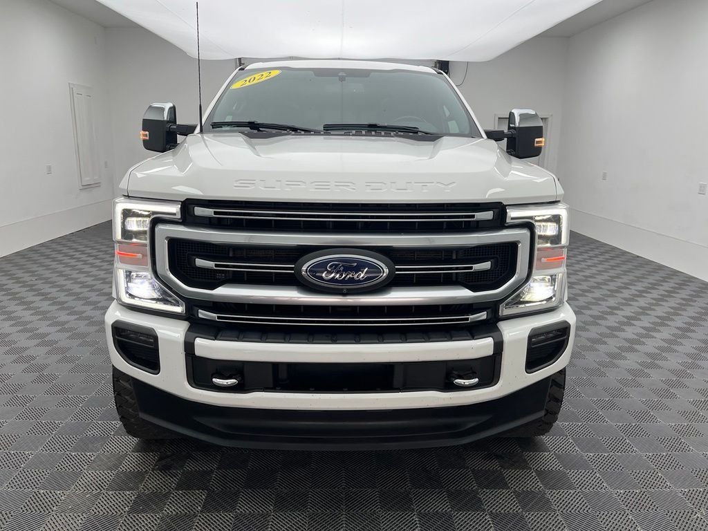 Used 2022 White Metallic Ford Platinum Lifted Truck image 12