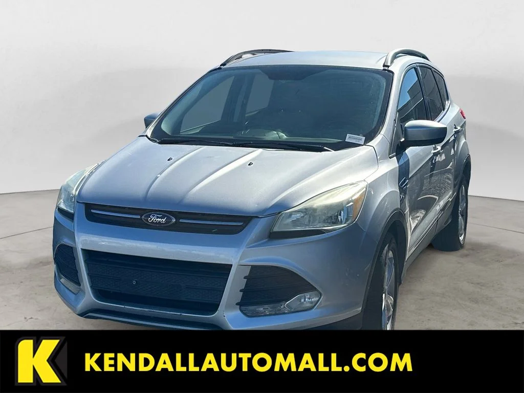2016 Ford Escape SE's photo