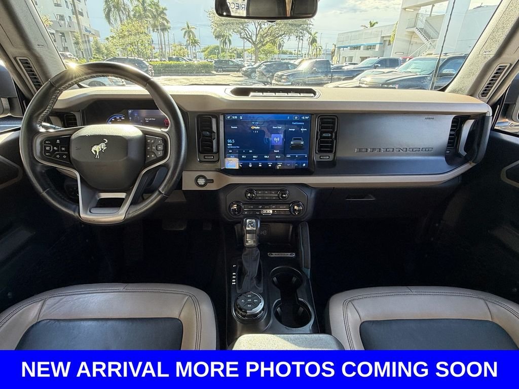 Used 2022 Gray Ford Wildtrak image 14