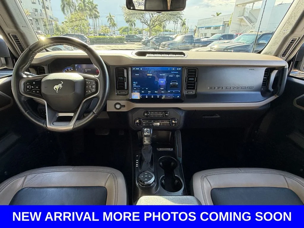 Used 2022 Gray Ford Wildtrak image 14
