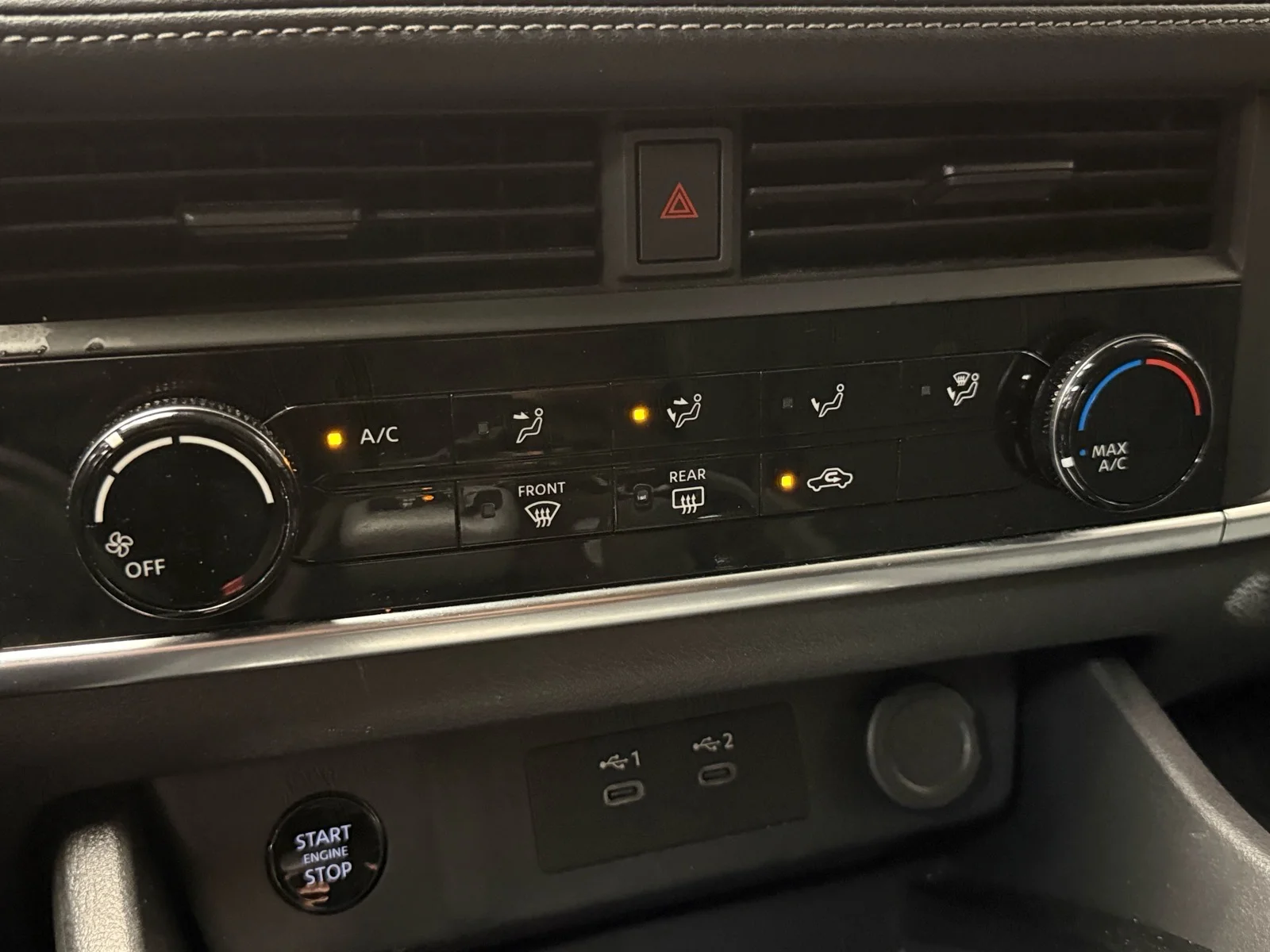 Used 2024 Super Black (kh3) Nissan S image 17