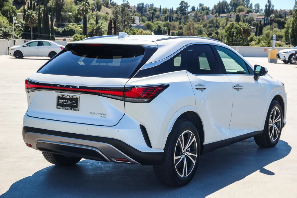 Certified Used 2024 White Lexus 350h Premium image 5