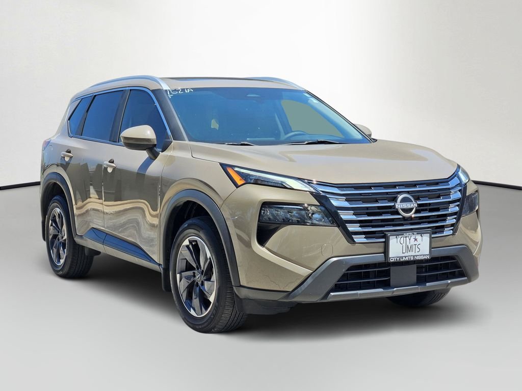 Certified Used 2024  Nissan SV image 3