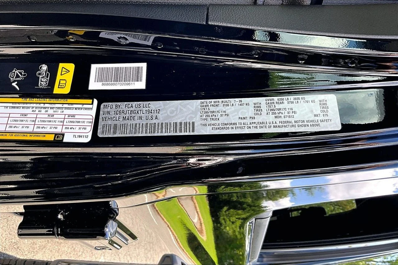 New 2026 Black Clearcoat Jeep Rubicon image 33