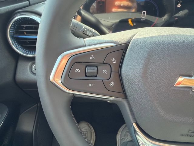 New 2026 Mosaic Black Metallic Chevrolet LT image 23