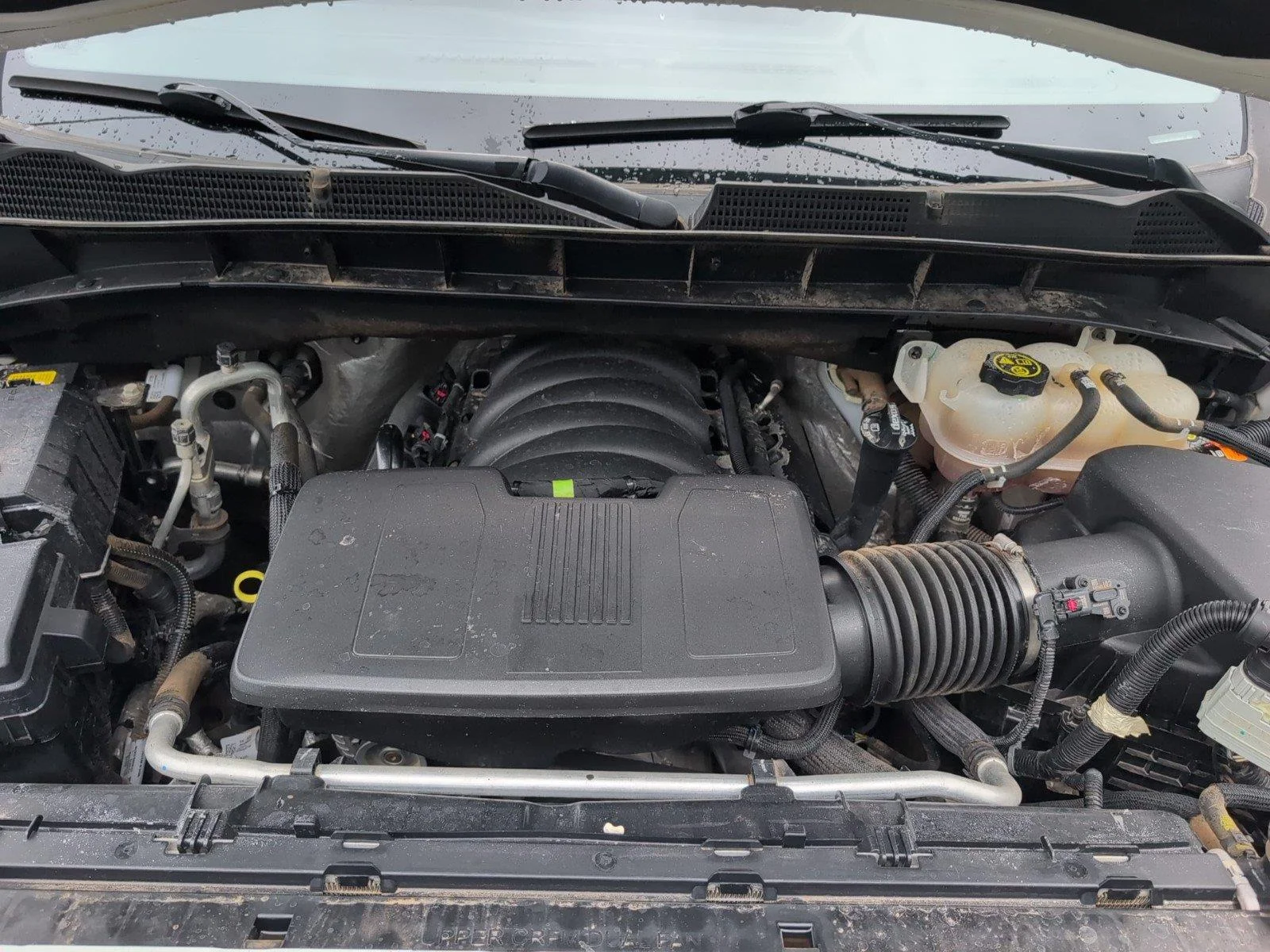 Used 2023 Summit White GMC Elevation image 10